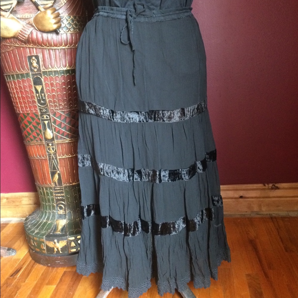 Heavy Red Lrg black tiered skirt *discontinued*